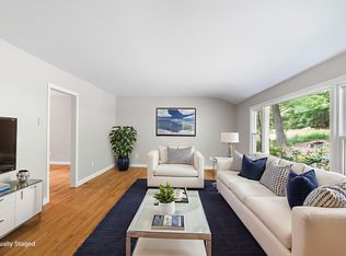 33 Deer Park Rd, Weatogue, CT 06089
