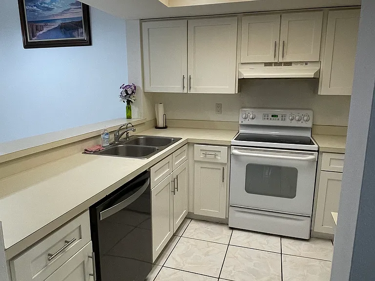 2562 Lakeway Branch Dr #3002 — Photo 5