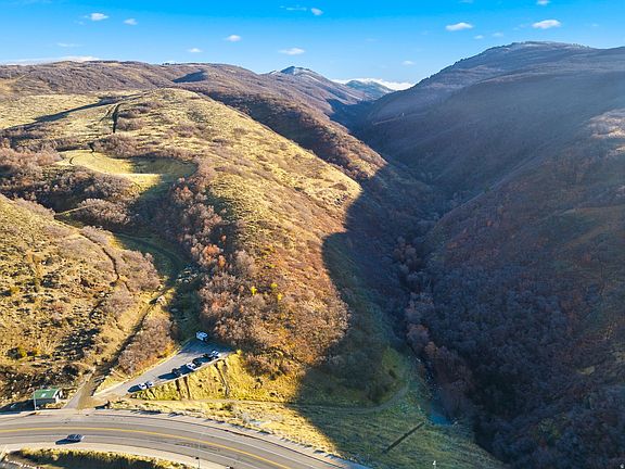 2nd image of 1 Bountiful Blvd