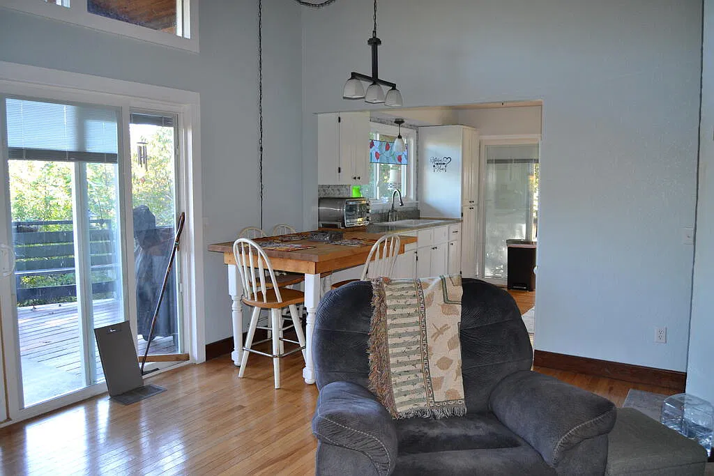 2 bed, 2.0 bath, $1,500 — Photo 1