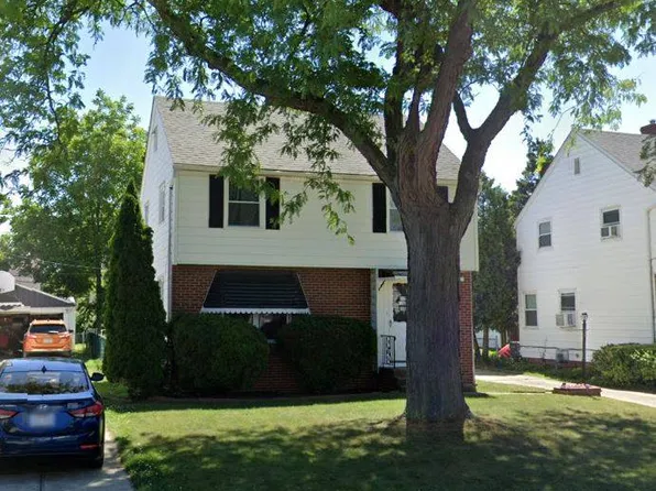 391 E 214th St, Euclid, OH 44123
