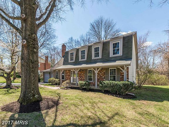 2nd image of 2665 Oakton Glen Dr