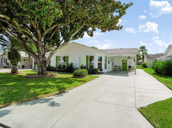 1220 MARIA COURT, LADY LAKE, FL 32159