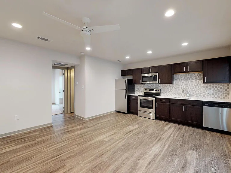 6304 Prospect Ave #202 — Photo 2