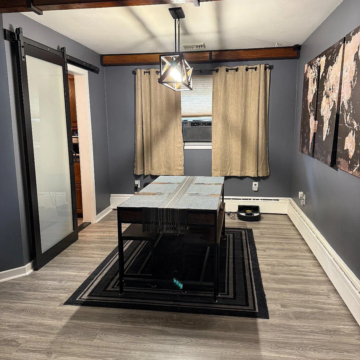 3 bed, 2.0 bath, 1200 sqft, $3,500 — Photo 3