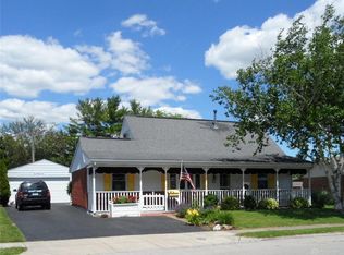 909 Candlewood Blvd, Piqua, OH 45356