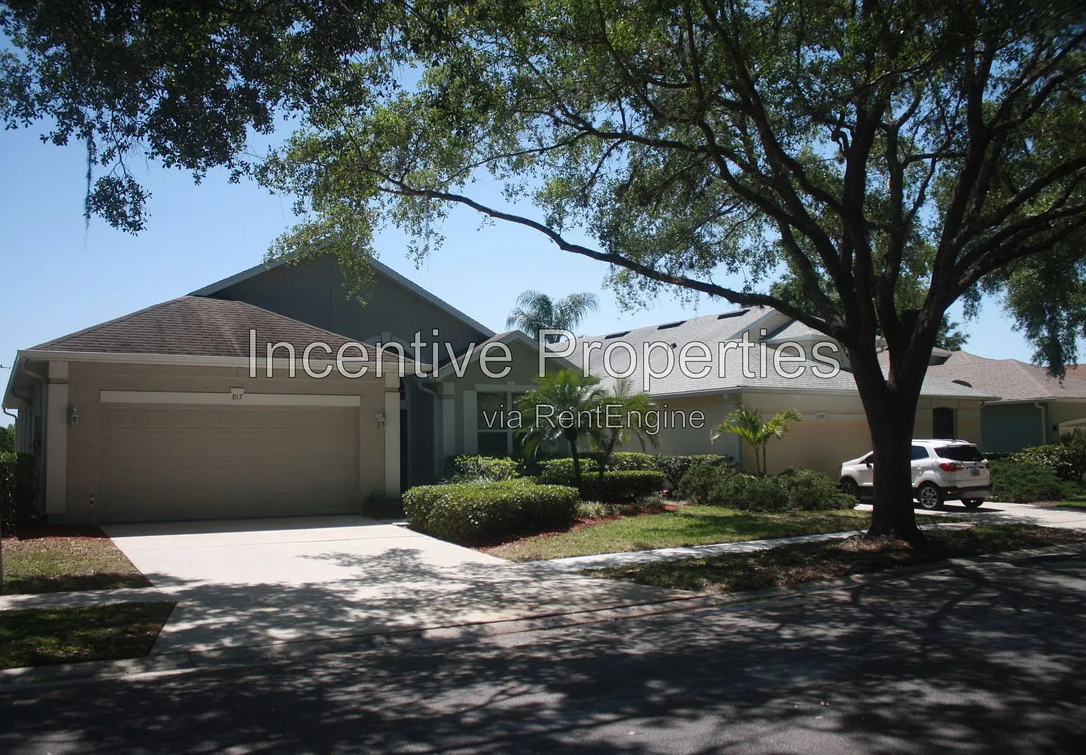 4 bed, 2.0 bath, 1925 sqft, $2,700 — Photo 1
