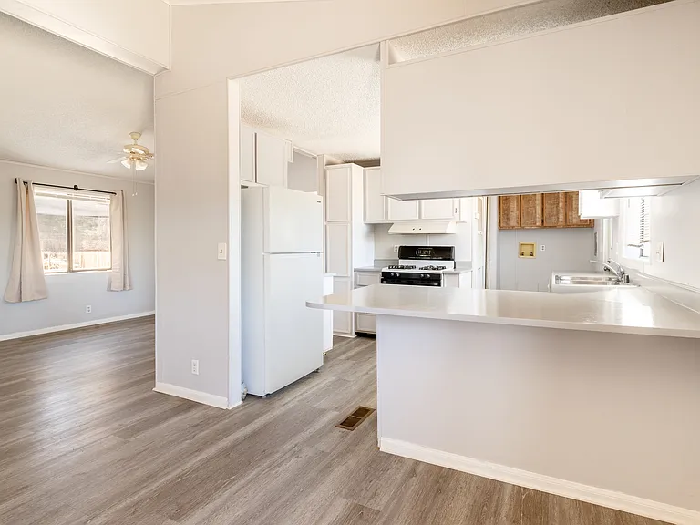 72476 Sunnyvale Dr — Photo 27