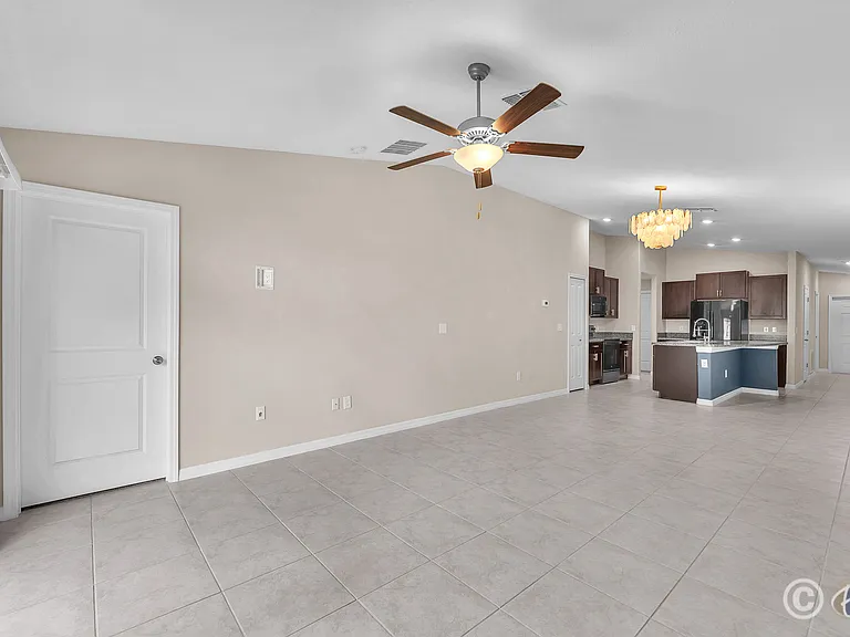 12011 Miracle Mile Dr — Photo 10