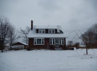 2405 Powell Ave, Erie, PA 16506