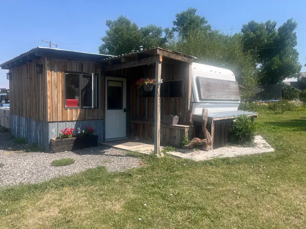 7850 Churchill Rd, Manhattan, MT 59741