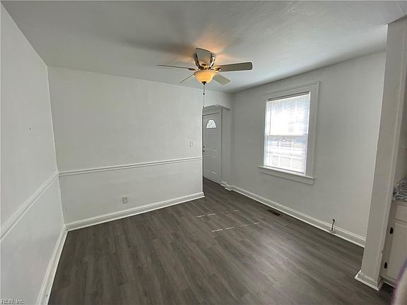 5th image of 211 Franklin Ave