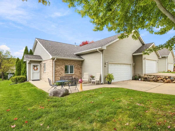 2518 Reynolds Manor Dr #1, Ottawa, IL 61350