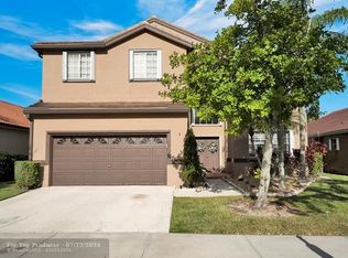 479 Cambridge Ln, Weston, FL 33326