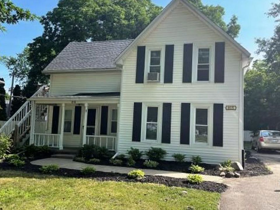 The exterior of the 3 unit home, which features apartment #2. Apartment #2 is this posting, and is located on the whole top floor.