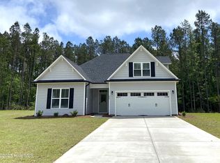 155 New Road, Burgaw, NC 28425