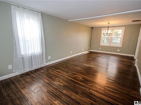 2nd image of 51 Allendale Ave
