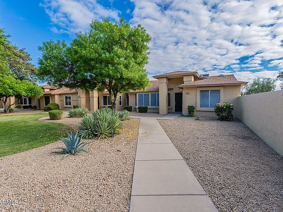 2nd image of 13647 W COUNTRYSIDE Drive