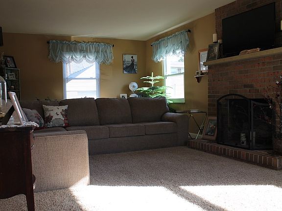 2nd image of 2710 Grandview Ave