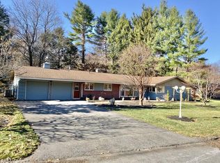 7 Birchwood Rd, Worcester, MA 01609