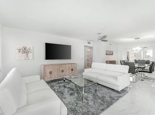 1100 8th Ave S APT 306C, Naples, FL 34102