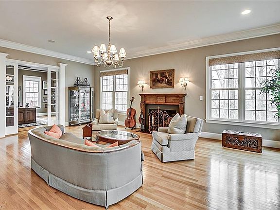 5th image of 6002 Armfield Ct
