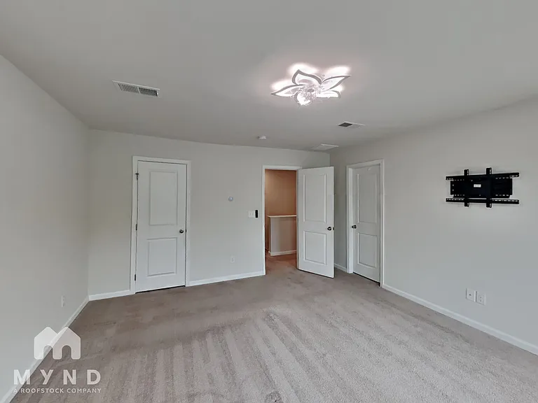 7013 Ludell Ln — Photo 14