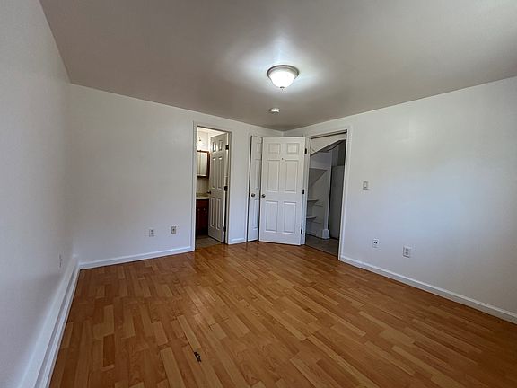 4th image of 96 Lake Meadow Dr