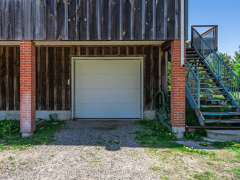 428 Main St W #LOWER — Photo 14