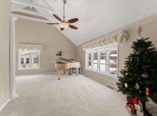 2501 Cherry Hills Dr, Champaign, IL 61822