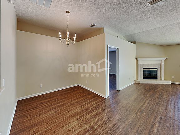 5th image of 2500 Westchester Ct