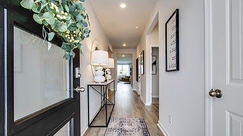 2nd image of 1306 Linn Cove Ct