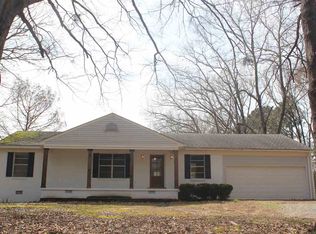 378 Lake Hill Cv, Byhalia, MS 38611