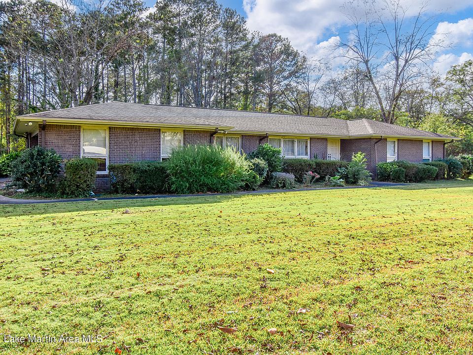 1st image of 2295 Dobbs Cir