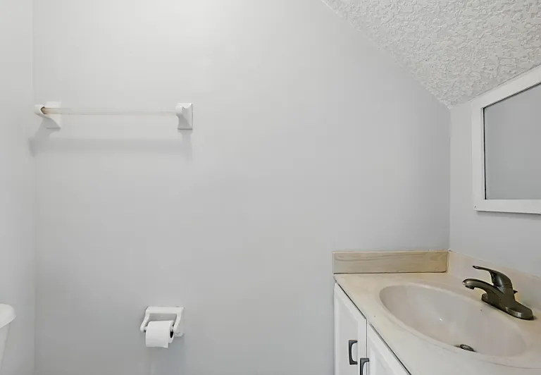 2505 Waters Edge Dr — Photo 16