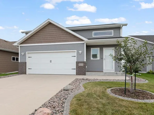 4111 14th Ave S, Moorhead, MN 56560