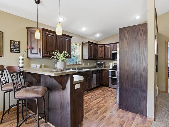 5th image of 1311 Stephi Road