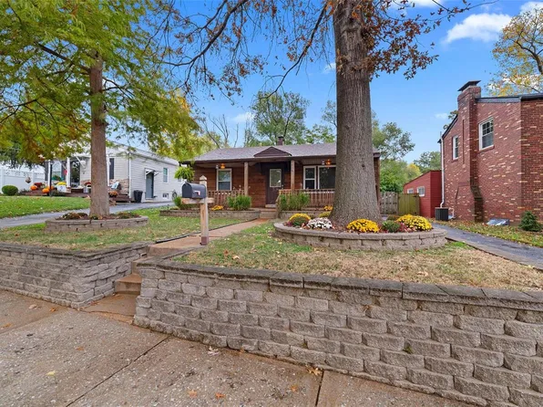 2120 Bredell Ave, Saint Louis, MO 63143