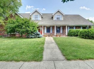 2110 Scottsdale Dr, Champaign, IL 61822