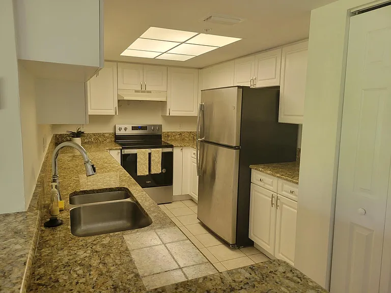 1400 Crestwood Ct S #1407 — Photo 31