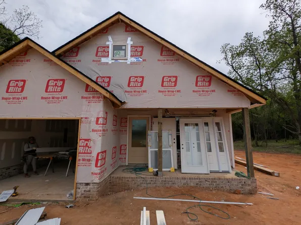 4320 Camden Hwy, Dalzell, SC 29040