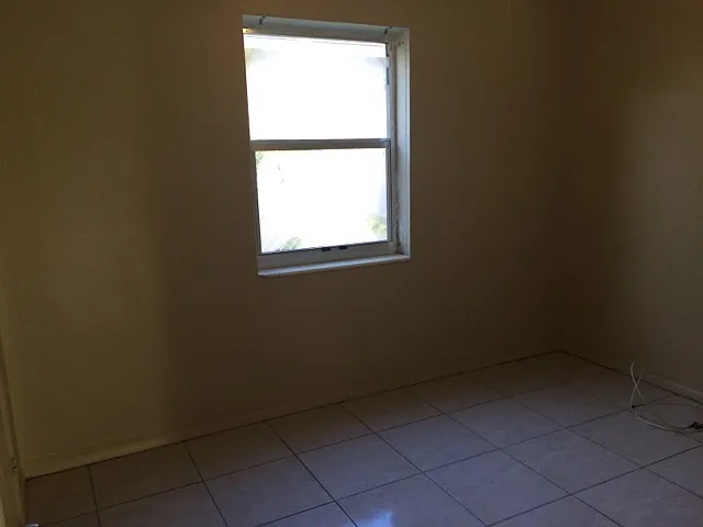 1533 NW 1st Ave — Photo 9