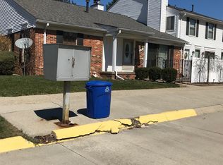 38936 Golfview Dr, Clinton Township, MI 48038