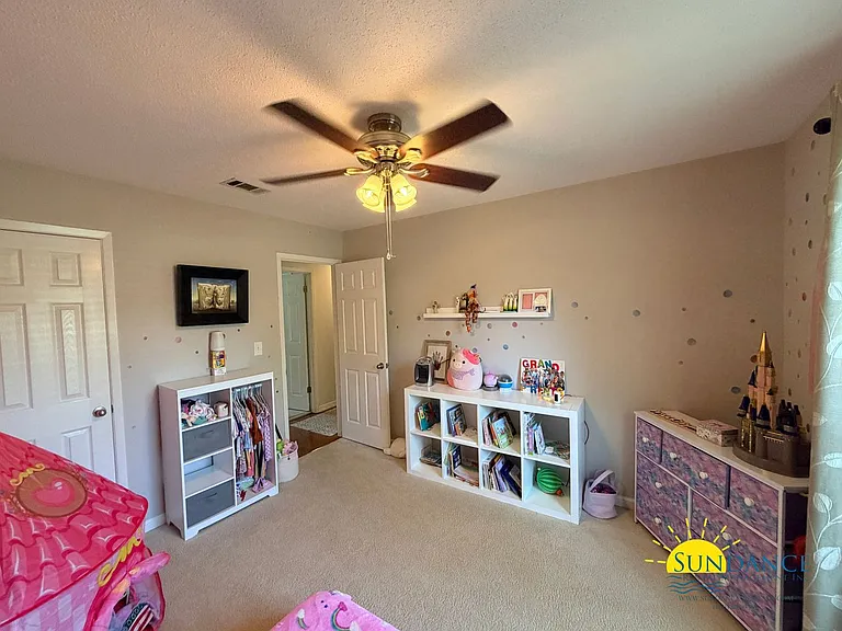 115 Long Pointe Dr — Photo 32