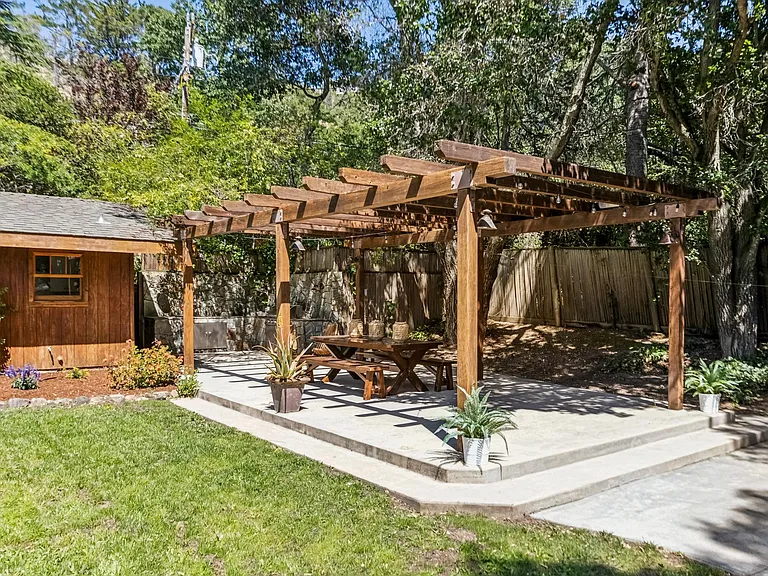 1156 Butterfield Rd — Photo 51