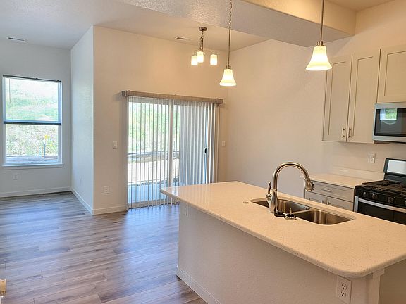5th image of 5706 Villa Lorenzo Dr