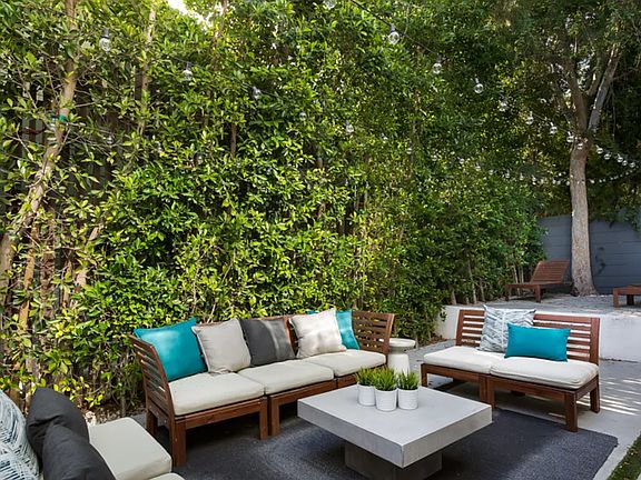 2nd image of 1007 N San Vicente Blvd #1011