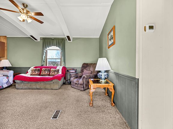 2nd image of 1765 Woolworth Rd