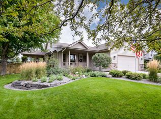 9000 Prestwick Cir N, Brooklyn Park, MN 55443