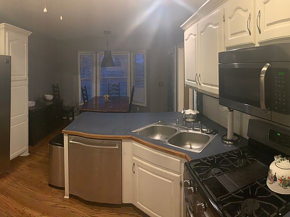 4th image of 11100 Independence Blvd